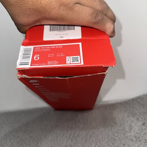 *NEW* Men NIKE VICTORI ONE SLIDES UNIVERSITY RED  Size 6 - Picture 8 of 11